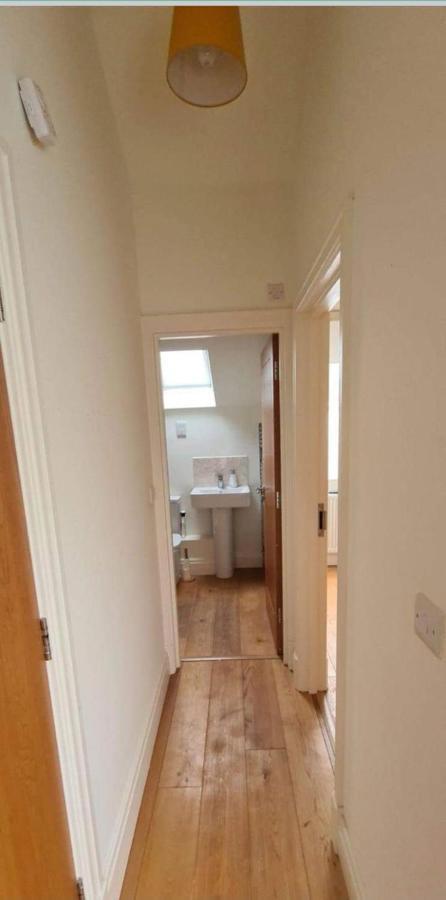Lovely 1-bed Loft In Appartement Newport (Gwent)